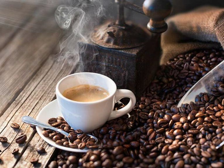Entre lo Clásico y lo de Autor: El Nuevo Ritual del Café en Argentina